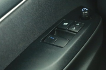 Toyota Yaris IV Hatchback 1.5 Dynamic Force 125KM 2022 Toyota Yaris 1.5 VVT-i, Salon Polska, zdjęcie 12