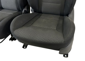 HYUNDAI I40 FACELIFT SEDAČKA PŘEDNÍ LEVÉ NEBO PRAVÉ SEDADLO OHŘÍVAČ