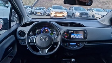 Toyota Yaris III Hatchback 5d Facelifting Hybrid 100KM 2016 Toyota Yaris Hybrid 100 Premium III (2011-2019), zdjęcie 7