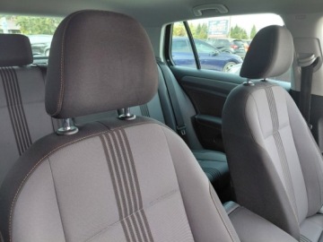 Volkswagen Golf VII Hatchback 3d 2.0 TDI BlueMotion Technology 150KM 2016 Volkswagen Golf Allstar Navi Klimatronik Radar LED 2xPDC 2.0 Diesel 150KM, zdjęcie 14