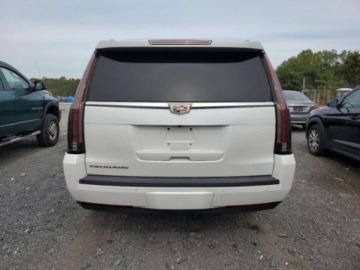 Cadillac Escalade III 2016 Cadillac Escalade Esv Platinum 2016 6.2 Benzyna 420KM, zdjęcie 2