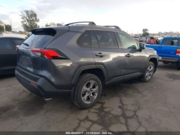Toyota 2023 Toyota RAV4 2023r., XLE, od ubezpieczalni 2.5 Benzyna 203KM, zdjęcie 6