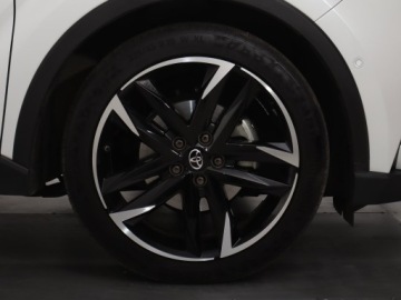 Toyota C-HR I Crossover Facelifting 2.0 Hybrid Dynamic Force 184KM 2023 Toyota C-HR 2.0 Hybrid, Salon Polska, zdjęcie 14