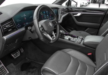 Volkswagen Touareg III SUV 3.0 V6 SCR TDI 286KM 2023 Volkswagen Touareg 3.0 Diesel 285KM, zdjęcie 10