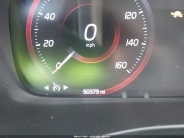 Volvo XC40 Crossover 2.0 T5 247KM 2019 Volvo XC 40 2019 VOLVO XC40 T5 MOMENTUMT5 R-DESIGN 2.0 Benzyna 247KM, zdjęcie 17