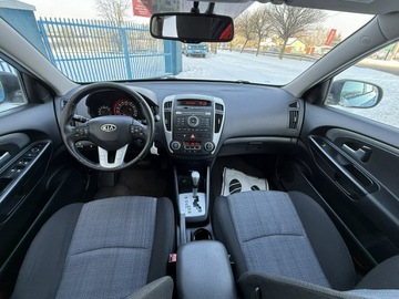 Kia Ceed I Hatchback 5d Facelifting 1.6 DOHC CVVT 126KM 2009 Kia Cee'd Ceed Lift 1.6B Lift 2009r Automat, zdjęcie 4
