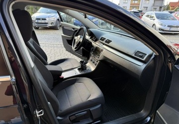 Volkswagen Passat B7 Limousine 1.8 TSI 160KM 2012 Volkswagen Passat 1,8 TSI 160KM Klimatronik Xenony 2xPDC 1.8 Benzyna 160KM, zdjęcie 16