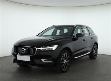 Volvo XC60 II Crossover D4 190KM 2017 Volvo XC60 D4 AWD, Salon Polska, Serwis ASO, zdjęcie 1