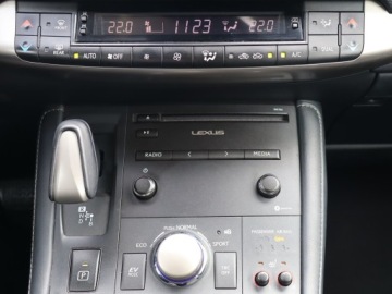 Lexus CT Hatchback 5d Facelifting 2017 200h 136KM 2020 Lexus CT 200h, Salon Polska, Serwis ASO, Automat, zdjęcie 11