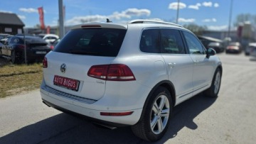 Volkswagen Touareg II SUV 3.0 V6 TDI BlueMotion  245KM 2013 Volkswagen Touareg 4x4 ledy automat bixenon R-LINE, zdjęcie 7