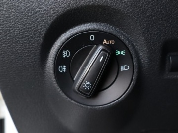 Skoda Fabia III Kombi 1.0 TSI 110KM 2018 Skoda Fabia 1.0 TSI, Salon Polska, Klima, zdjęcie 15