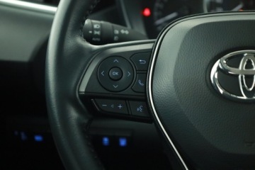 Toyota Corolla XII Sedan 1.8 Hybrid 122KM 2022 Toyota Corolla 1.8 Hybrid, Salon Polska, zdjęcie 11