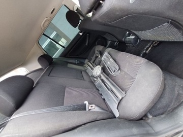 VW Golf iv 5d boczek drzwi tapicerka lewy prawy