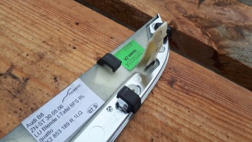 A4 B8 S4 DEKORACE LIŠTA KONZOLA PĚNA 1LQ UK