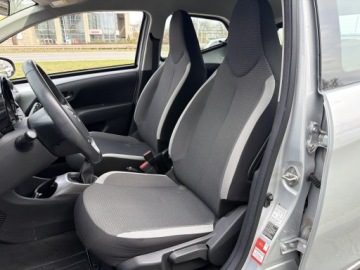 Toyota Aygo II Hatchback 3d Facelifting 1.0 VVT-i 72KM 2021 Toyota Aygo 1.0 VVT-i X-play II (2014-) Toyota Ayg, zdjęcie 18