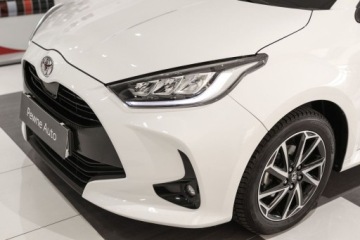 Toyota 2021 Toyota Yaris Yaris Comfort Style 1.5 Benzyna 125KM, zdjęcie 30