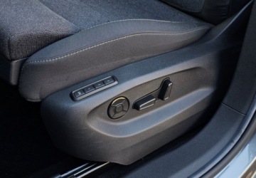 Skoda Kodiaq II SUV 2.0 TDI SCR 193KM 2024 Skoda Kodiaq Sportowa kierownica - Martwe Pole - ACC 210kmh - Podg. szyba, zdjęcie 31