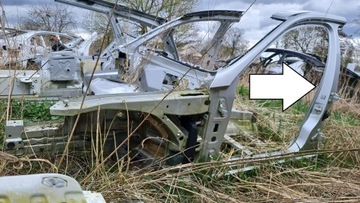 MERCEDES E W212 212 SŁUPEK ŚRODKOWY B PRÓG LEWY