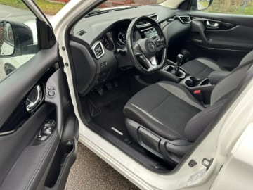 Nissan Qashqai II Crossover Facelifting 1.2 DiG-T 115KM 2018 Nissan Qashqai OKAZJA Przebieg 80 tys. km Po-lift, zdjęcie 3