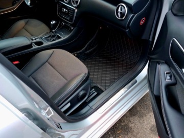 Mercedes Klasa A W176 Hatchback 5d 1.6 180 BlueEFFICIENCY 122KM 2014 Mercedes A180 Aklasa bdb stan, zdjęcie 17