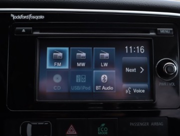 Mitsubishi Outlander III SUV Facelifting 2015 2.2 DI-D 150KM 2016 Mitsubishi Outlander 2.2 DI-D, Salon Polska, zdjęcie 11