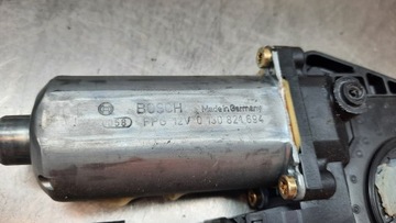 MOTOREK OKNO PRAVÝ PŘEDNÍ VOLKSWAGEN PASSAT B5 1.8T 98R 3B4837752C