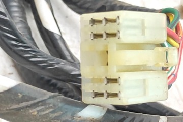 SVAZEK KABEL MAZDA B-SERIE (UF) UC0567120C 2.18L DIESEL 1989