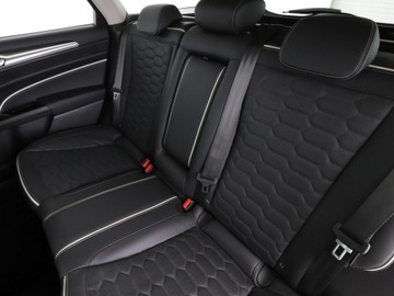 Ford Mondeo V Kombi 2.0 EcoBoost 240KM 2017 Ford Mondeo Automat Navi Kamera cofania, zdjęcie 16