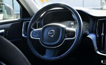 Volvo V60 II  2020 Volvo V60 Volvo V60 B3 B Geartronic Momentum 2.0 Benzyna 163KM, zdjęcie 11