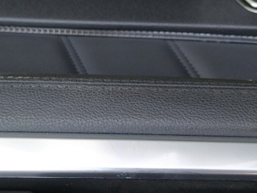 BOCZEK DRZWI SKÓRA LED MERCEDES W212 S212 KOMBI EU