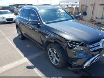 Mercedes GLC C253 2021 Mercedes-Benz GLC 300 2021 2.0l 2.0 Benzyna 255KM, zdjęcie 7