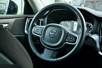 Volvo V60 II  2021 Volvo V60 B3 B Geartronic Momentum Pro 163KM 2021r, zdjęcie 22