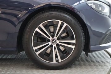 Mercedes Klasa E W213 All-terrain Facelifting 2.0 E220d 194KM 2021 Mercedes E E 220 d 4MATIC, Salon Polska, zdjęcie 14