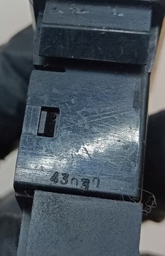 43030 MITSUBISHI PAJERO MMC MK2 PŘEPÍNAČ SVĚTEL MLHOVKOVÝCH