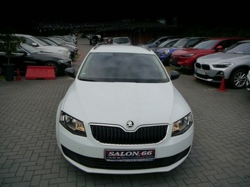 Skoda Octavia III Kombi 1.6 TDI CR DPF 105KM 2015 Škoda Octavia Skoda Octavia 1.6tdi ASO, zdjęcie 13