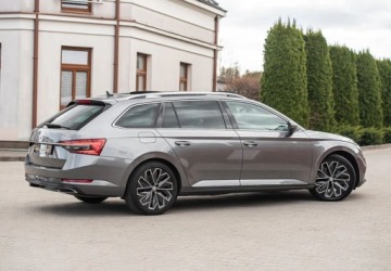 Skoda Superb III Kombi Facelifting 2.0 TDI SCR 150KM 2023 Skoda Superb LaurinKlement FulLedy Virtual Pano Canton Skora Camery El.Kla, zdjęcie 13