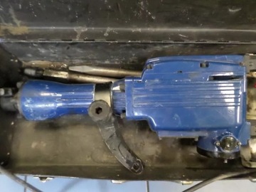 MŁOT WYBURZENIOWY DEDRA DED7848 1600W