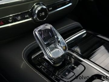 Volvo V60 II  2025 Volvo V60 V60 T6 AWD Plug-In Hybrid Ultra Dark, Pa, zdjęcie 27