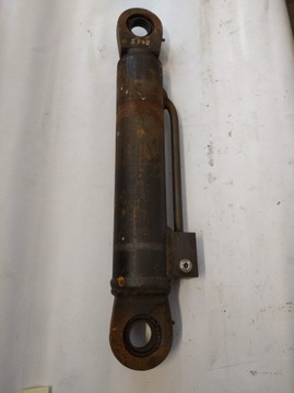 SIŁOWNIK HYDRAULICZNY fi50mm. dł.cał. 71cm