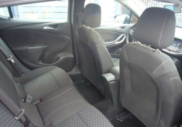 Opel Astra K Hatchback 5d 1.4 Turbo 125KM 2019 Opel Astra Opel Astra K Salon PL - serwis 1.4 Benzyna 125KM, zdjęcie 15