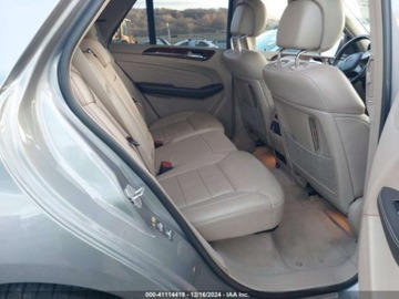 Mercedes Klasa M W166 2015 Mercedes-Benz ML 400 4Matic 2015 3.0l 3.0 Benzyna 329KM, zdjęcie 12