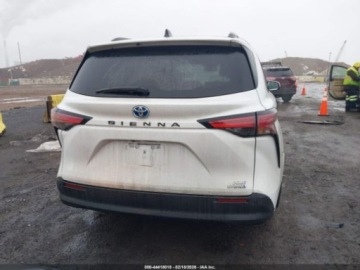 Toyota Sienna III 2022 Toyota Sienna XLE, 2022r., 2.5L 2.5 Hybryda 189KM, zdjęcie 7