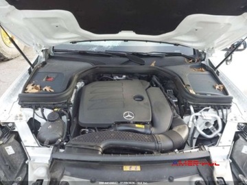 Mercedes GLC C254/X254 2022 Mercedes-Benz GLC 2022 r., 300 4MATIC SUV 2.0 Benzyna 255KM, zdjęcie 11