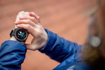 Умные часы Zeblaze Stratos 2 — черные