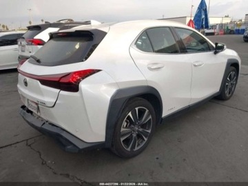 Lexus UX 2021 Lexus UX 2021 Lexus UX 250h AWD 2.0 Hybryda 181KM, zdjęcie 4