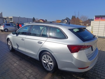 Skoda Octavia IV Scout 1.5 TSI ACT 150KM 2021 Skoda Octavia 1.5 TSI IV 150 M Salon PL Lakier oryginał po przeglądzie, zdjęcie 3