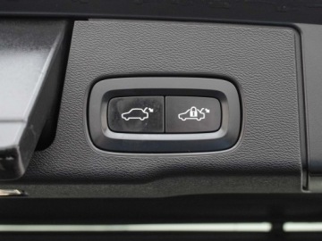 Volvo XC60 II 2021 Volvo XC 60 LU043MS#B4 B Inscription Szklany dach, zdjęcie 27