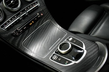 Mercedes Klasa C W205 Kombi 220 BlueTEC 170KM 2017 Mercedes C 220 220d*AMG, zdjęcie 15