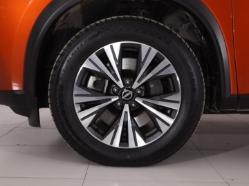 Nissan X-Trail IV 1.5 VC-T e-POWER 204KM 2022 Nissan X-Trail 1.5 VC-T e-Power, Salon Polska, zdjęcie 14