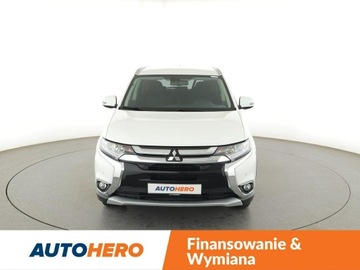 Mitsubishi Outlander III SUV Facelifting 2017 2.0 150KM 2017 Mitsubishi Outlander klima auto grzane fotele, zdjęcie 10